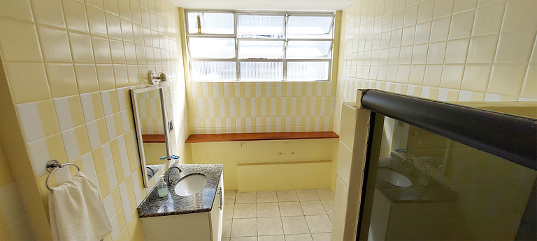 COCDV0100 - 9 personas en Corredor da Vitória