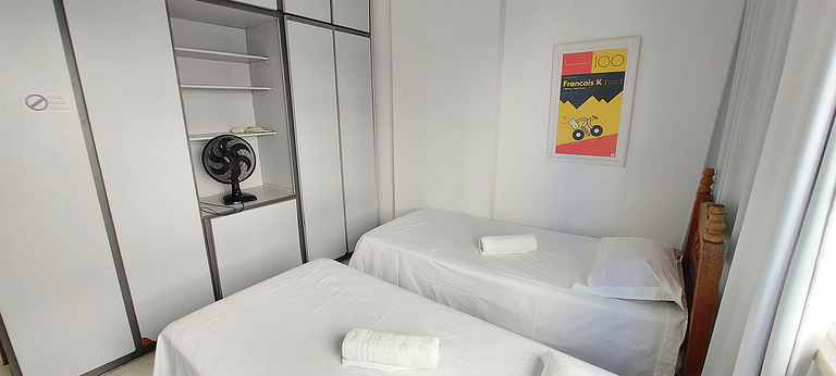 COCDV0100 - 9 personas en Corredor da Vitória