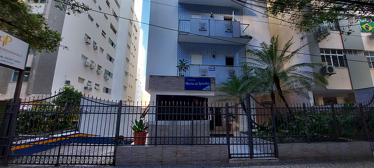 COCDV0100 - 9 people in Corredor da Vitória