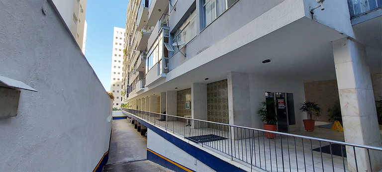 COCDV0100 - 9 personas en Corredor da Vitória