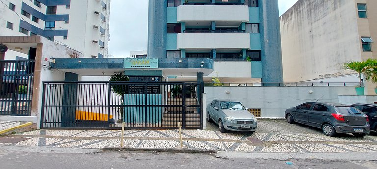 ONCAR0111 - Well located bedroom and living room