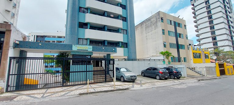 ONCAR0111 - Well located bedroom and living room