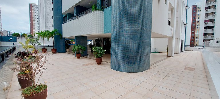 ONCAR0111 - Well located bedroom and living room