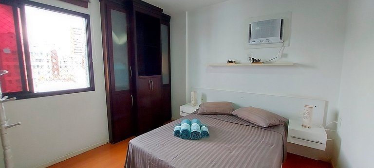 ONCAR0111 - Well located bedroom and living room