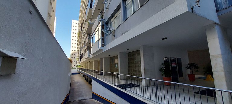 COCDV0100 - 9 people in Corredor da Vitória