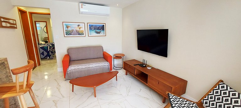 ONIMB0100 - Air-conditioned with gourmet balcony