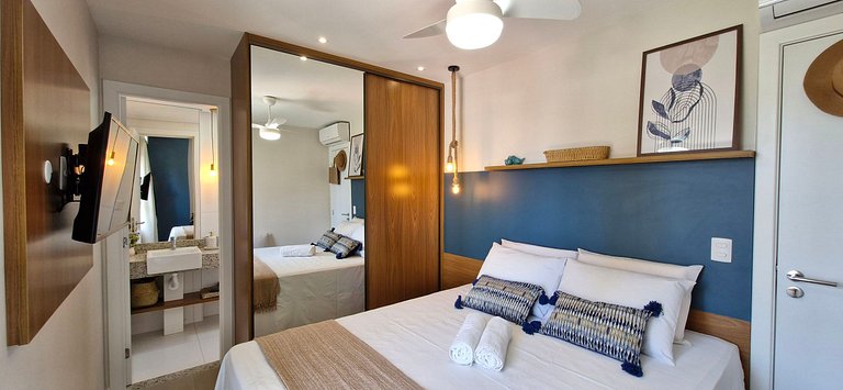 2/4 finely decorated - COBAR0128
