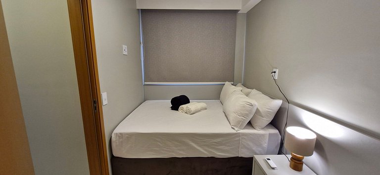 COARM0104 With balcony 5min from Convention Center