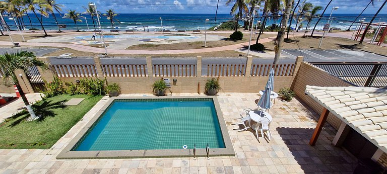 Frente al mar en condominio con piscina COSTE0108