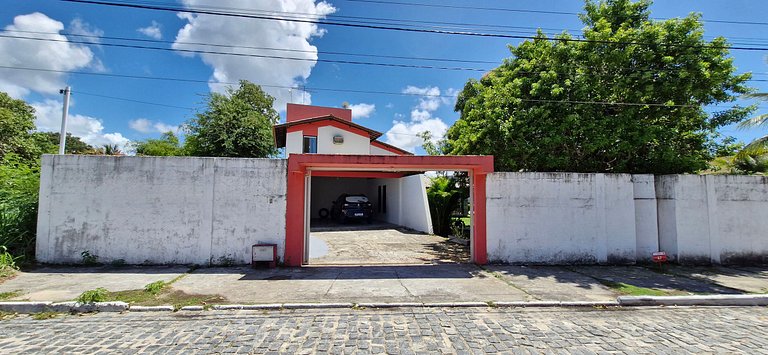 COBUV0100 - Peace, pool and family fun