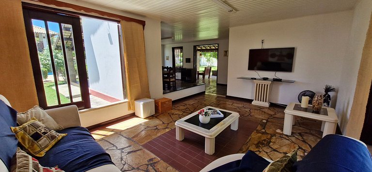 COBUV0100 - Peace, pool and family fun