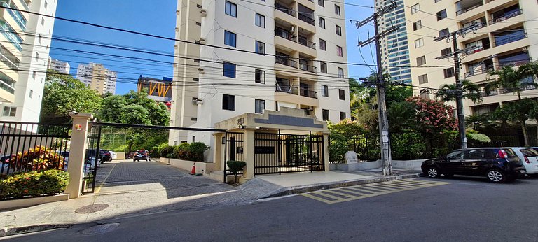 Lindo apê perto do Hosp. Mater Dei - CORVE0106