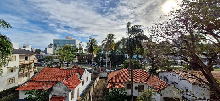 Bem decorado, com varandão - COOND0121