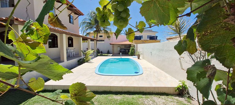 COJAU0104 - Jardim, piscina com cascata e conforto
