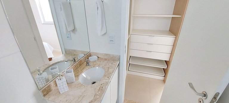 COSAT0100 - Modern apartment close to everything