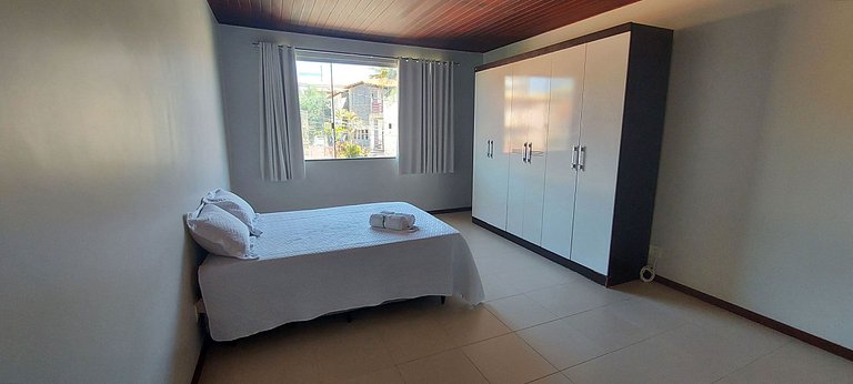 Casa para Aluguel por temporada em Praia do Flamengo em Salv