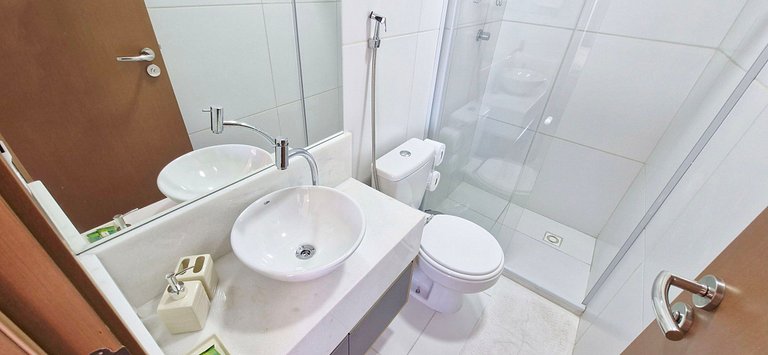 COBAR0142 - Lindo apartamento com varanda