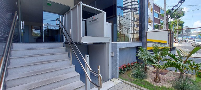 COFDR0105 - Compact and well decorated