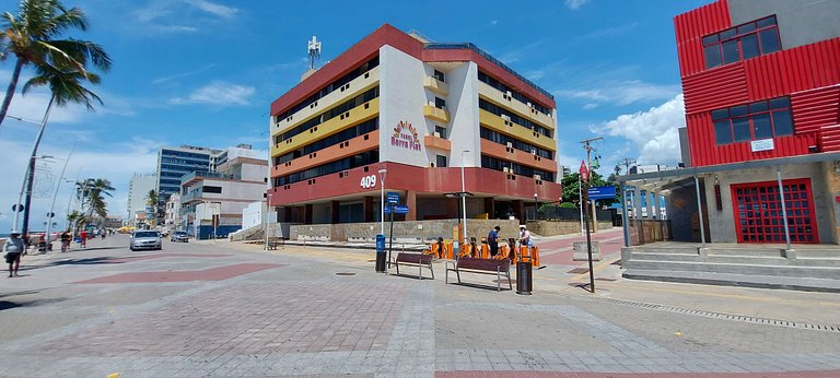 COBAR0100 - Seaside in the Carnival Circuit