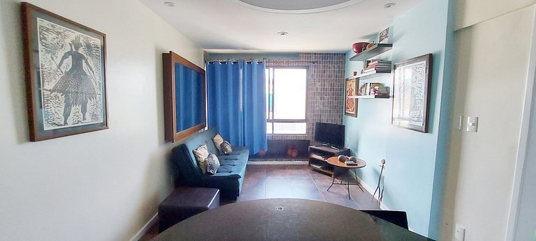 COBAR0100 - Seaside in the Carnival Circuit