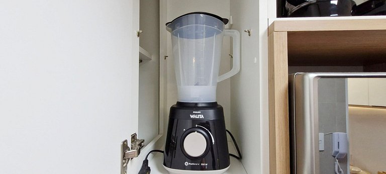 COSTE0109 - Funcional con balcón y vistas al mar