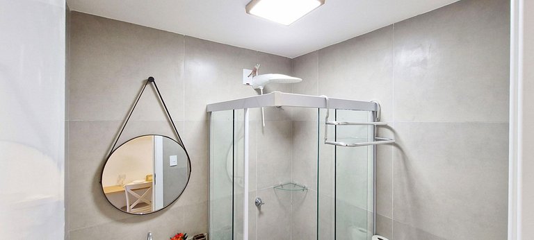 COSTE0109 - Funcional com varanda vista-mar