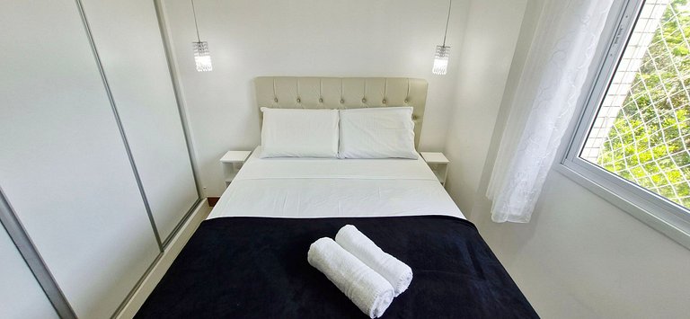 COALP0100 - 2/4 com varanda no Alphaville I