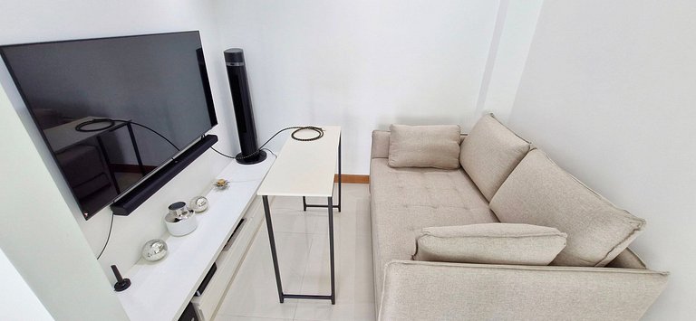 COALP0100 - 2/4 com varanda no Alphaville I