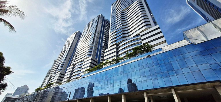 COCAR0115 - 2/4 with balcony in Salvador Prime