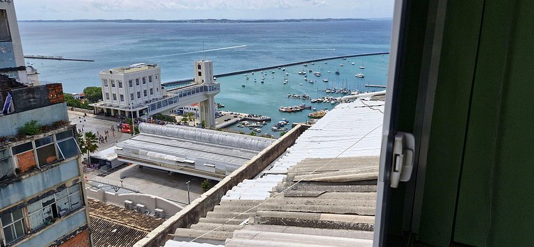 COPSE0103 - View of the Elevador Lacerda