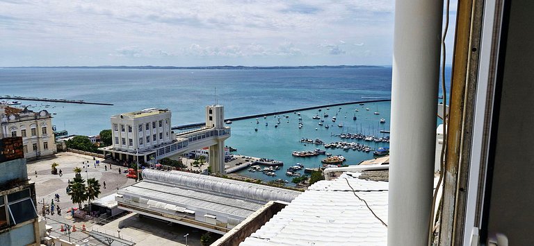 COPSE0103 - View of the Elevador Lacerda