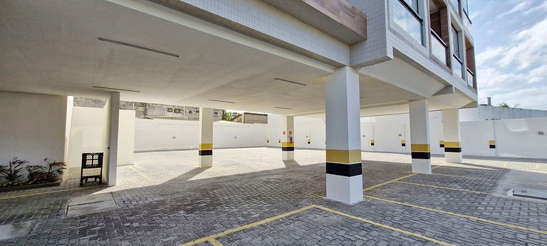 Moderno con piscina y gimnasio - COSTE0111