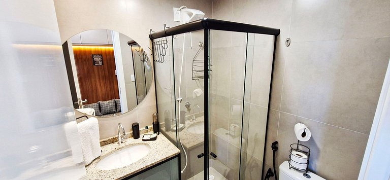 Moderno con piscina y gimnasio - COSTE0111