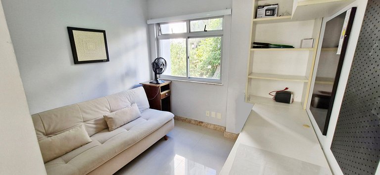 Close to Carnival, 6 people - COAPI0100