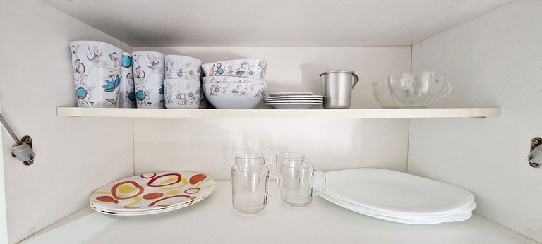 Muy cerca del Carnaval, 6 personas - COAPI0100