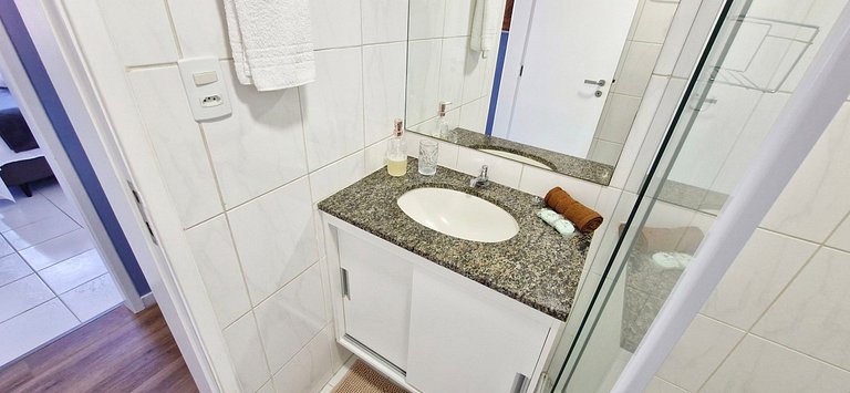 15th floor, balcony, close to the mall - COPBV0101