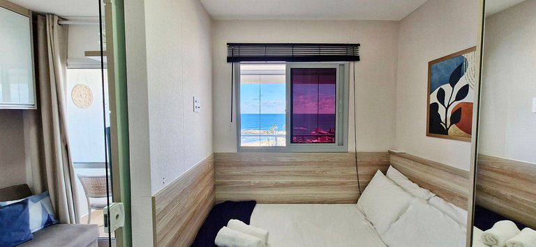 Apartamento con balcón y vista al mar - COPIT0109