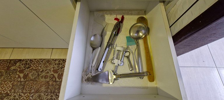 4/4 com piscina privativa em Jauá - COJAU0105