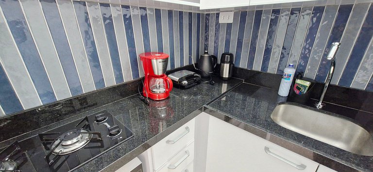 Bem decorado, vista mar no Centro - CODDJ0100