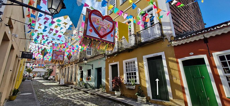 Lindo apartamento no Pelourinho - COPEL0100